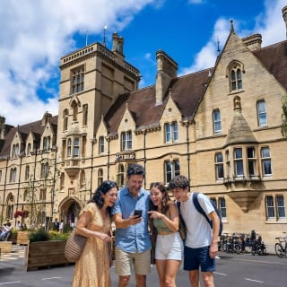 Oxford - Juego de exploración e interacción en grupo de hasta 5 personas 5