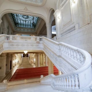 Bucharest Palace of Parliament: Spanish Guided Tour 2