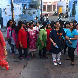 Walk in blue City 13