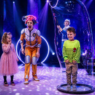 The Big Bubble Show in Space 5