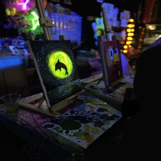 Taller Neon Paint and Sip 5