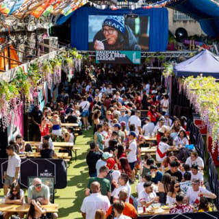 Buff Bingo Summer Rooftop Drag Bottomless Brunch – Londres 6