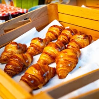 Desayuno Buffet en AKEAH Madrid 3