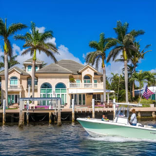 Venice of America Tour | Millionaire's Row | Complimentary Drinks 3