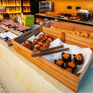 Desayuno Buffet en AKEAH Madrid 4
