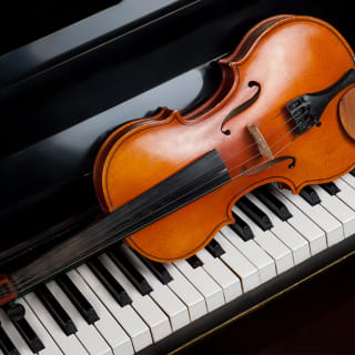 Vivaldi's Four Seasons at Christmas by Candlelight 3