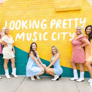 Nashville Mural Photowalk Tour with Professional Photographer 3