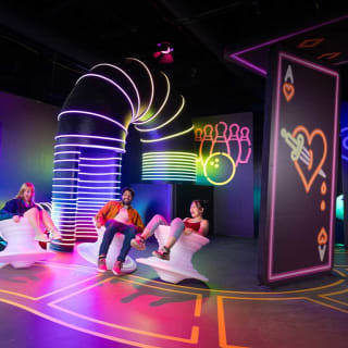 Super Neon: Una Experiencia Inmersiva Para Sentirte Bien 5