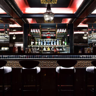 Maxime Cabaret Show: The Ultimate Cabaret Dinner Experience 4
