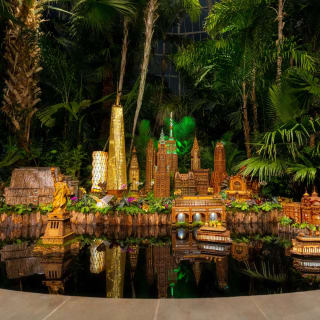 Holiday Train Nights en NYBG 3