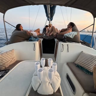 Excursión privada en velero 16