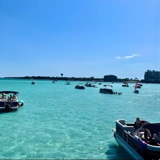 12 passenger Crab Island pontoon boat rental  3