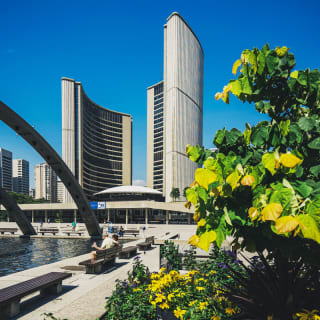 Toronto Old Town City Exploration Game 2