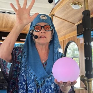 Murder Mystery Trolley: ¿Quién mató a la Reina del Circo? 3