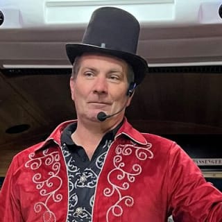 Murder Mystery Trolley: ¿Quién mató a la Reina del Circo? 5