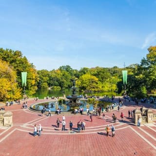 Falling in Love Outdoor Escape Game in New York 1