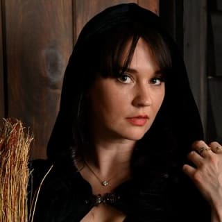 Witch Costume Photo Shoot - Olde Salem Village theatrical set 11