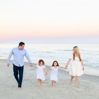 Capture Unforgettable Moments: Private Holiday Photography  3
