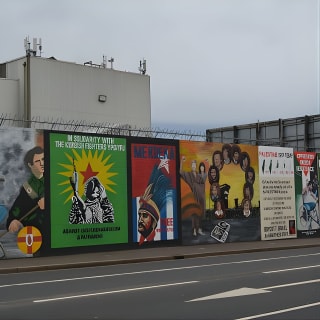 Private Belfast Black Taxi Tour 2