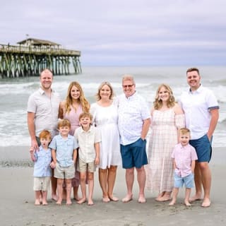 Capture Unforgettable Moments: Private Holiday Photography  5
