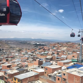 Cable car to el Paraiso, the city slum 4