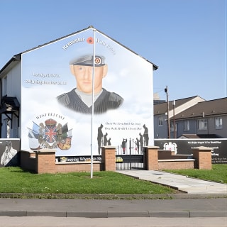 Black Taxi Tour and Crumlin Road Gaol tour Combo 5