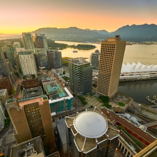 Vancouver: Scenic Twilight Tour with Capilano Park and Grouse Mountain 17
