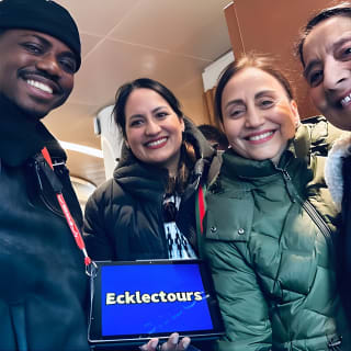 Eiffel Tower Elevator Tour with a Guide (Ecklectours) 8
