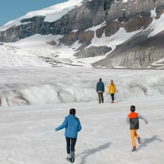 Columbia Icefield: Guided Day Tour from Banff + Skywalk Entry + Lunch 2