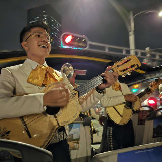 Mariachi Night Tour: Erkunde die Stadt im Capital Bus 1
