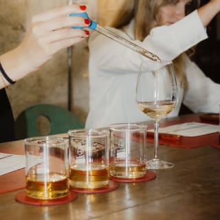 Taller de creación de vino blanco en Burdeos 3