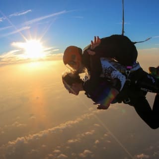 Skydive Dubai over The Palm with Photos & Video 7