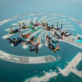 Skydive Dubai over The Palm with Photos & Video 8