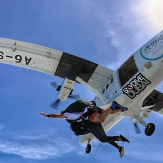 Skydive Dubai over The Palm with Photos & Video 11