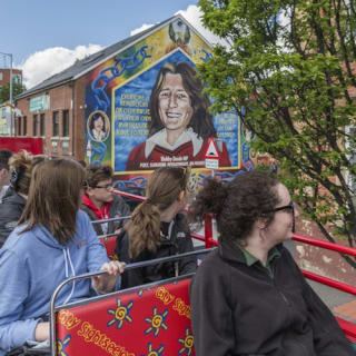 Hop-on Hop-off Bus Belfast 2