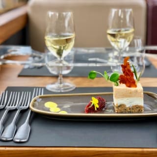 Bustronome London: pranzo a 4 portate in un tour panoramico su un autobus 1