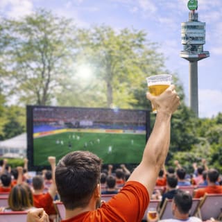 WM Public Viewing am Donauturm 7