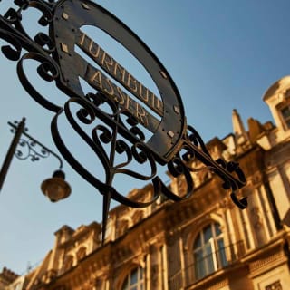 London: 20 Royal Landmarks on a Small-Group Walking Tour 10