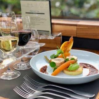 Bustronome London: pranzo a 4 portate in un tour panoramico su un autobus 4