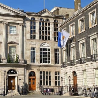 London: 20 Royal Landmarks on a Small-Group Walking Tour 12