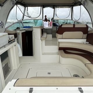 Island Fun Yacht Rental in Miami Beach 9