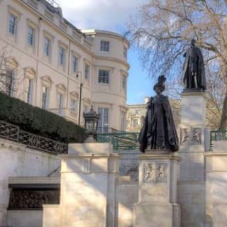 London: 20 Royal Landmarks on a Small-Group Walking Tour 17
