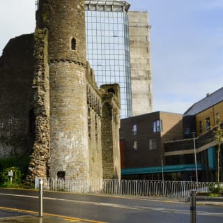Swansea Audio Tour: Castles, Culture, and Hidden Gems of Mount Pleasant 2