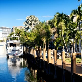 Venice of America Tour | Millionaire's Row | Complimentary Drinks 6