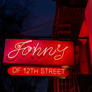 New York City Mafia and Local Food Tour led by former NYPD Guides 6
