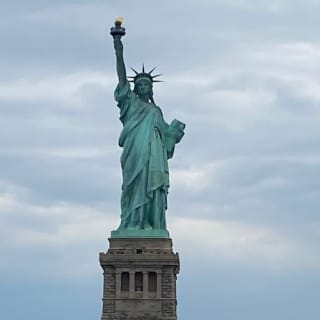 New York: 1-Hour Statue of Liberty Boat Tour 7