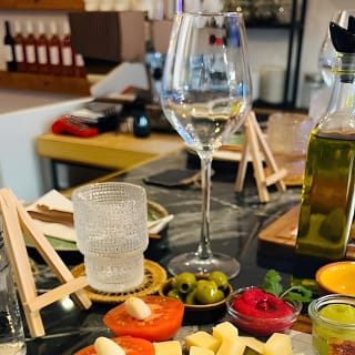 Spanish Cooking Class Palma meals+drinks 7 dishes Full meals 16