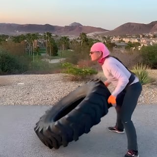 Outdoor-Obstacle-Kurs mit malerischer Las Vegas Skyline in Henderson 14