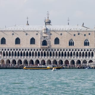 Palazzo ducale: accesso senza fila 9