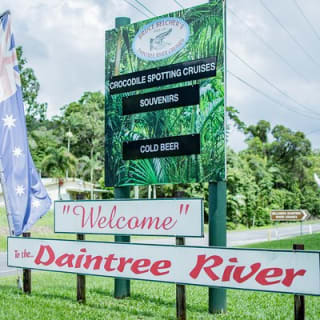 1-Hour Daintree River wildlife cruise 3